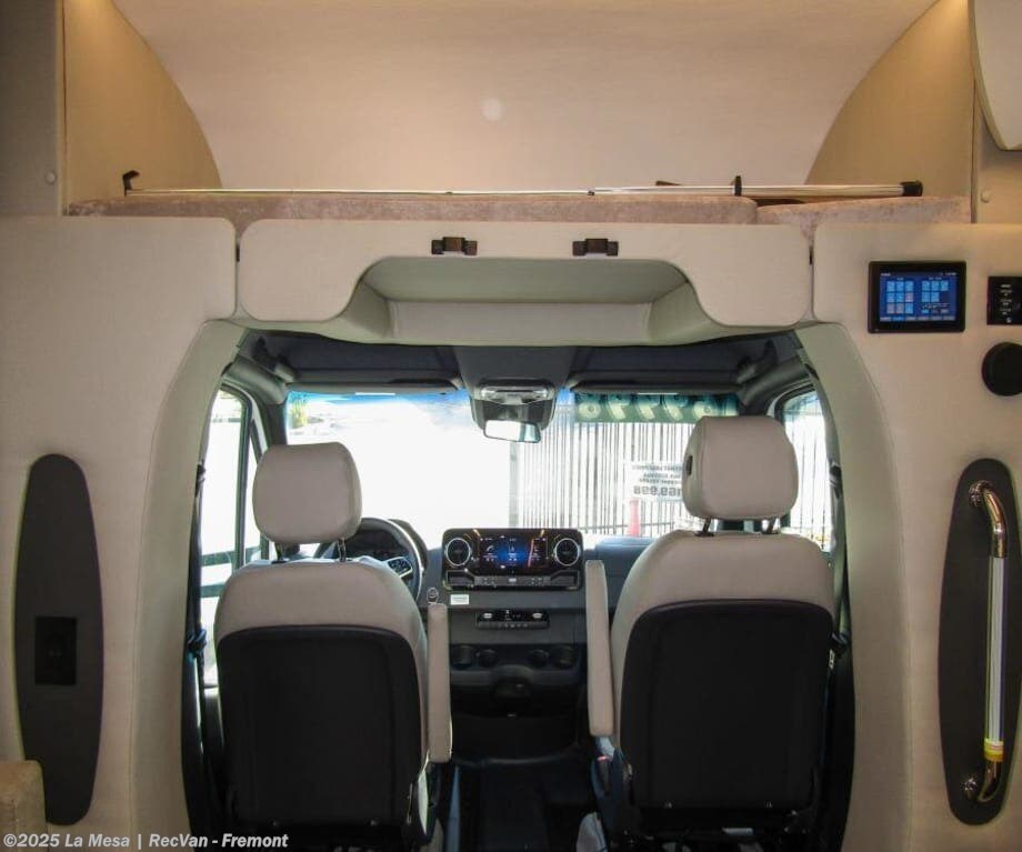 New 2026 Tiffin Wayfarer 25XLW available in Fremont, California