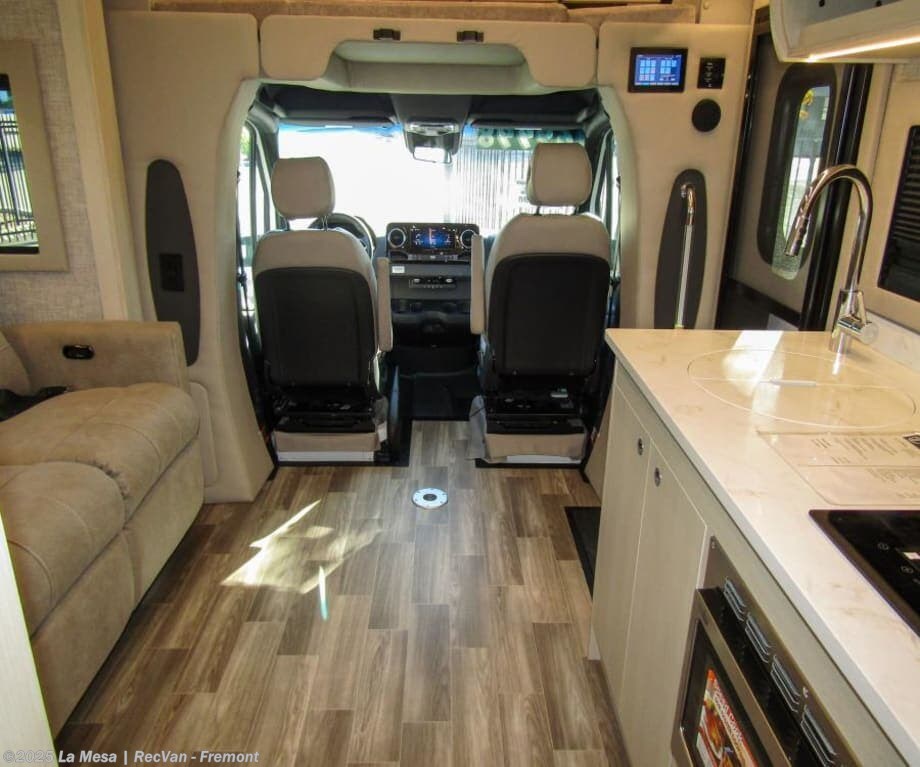 Contact us now about this 2026 Tiffin Wayfarer 25XLW! 2026 Wayfarer 25XLW by Tiffin from La Mesa | RecVan - Fremont in Fremont, California