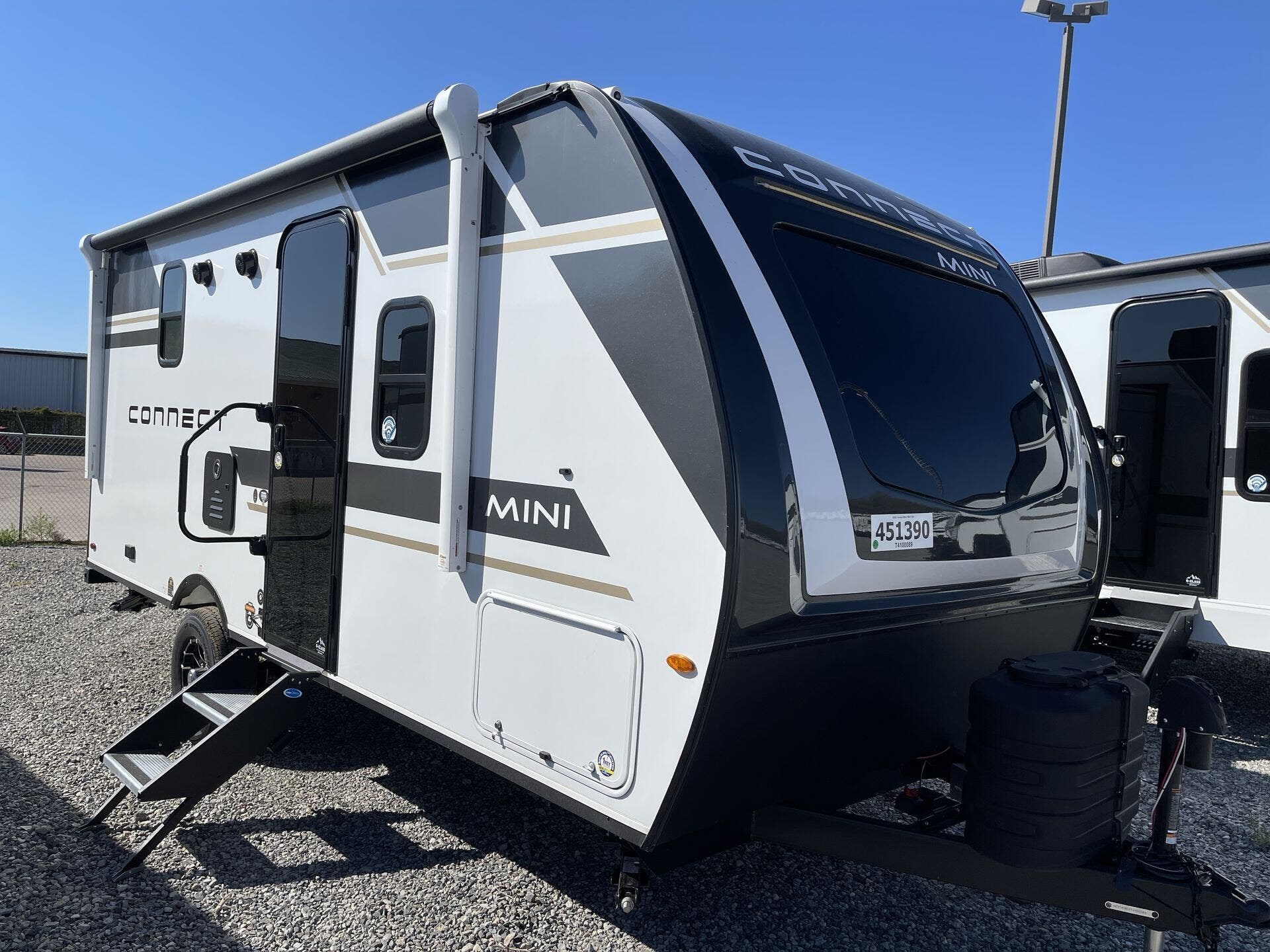 Email now about this 2026 K-Z Connect Mini 171RK! New 2026 K-Z Connect Mini 171RK available in Rockwall, Texas