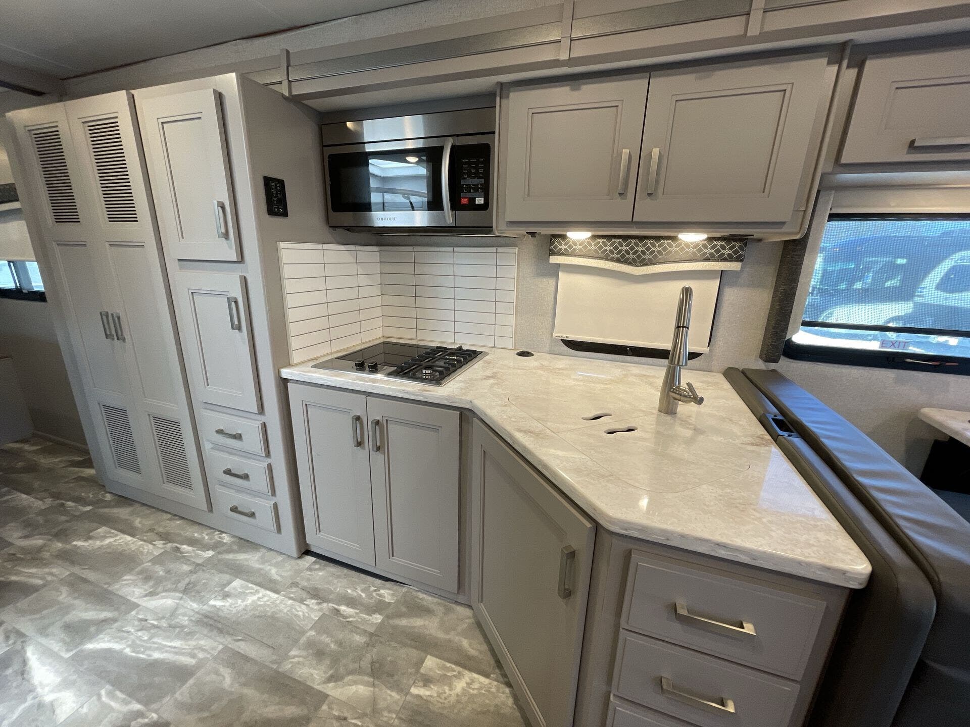 Call now about this 2024 Thor OMNI LV35! 2024 Thor OMNI LV35 - Used Super C For Sale by McClain's RV Rockwall in Rockwall, Texas