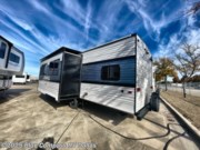 Contact us now about this 2025 CrossRoads Zinger 290QB! 2025 Zinger 290QB by CrossRoads from Blue Compass RV Dallas in Mesquite, Texas