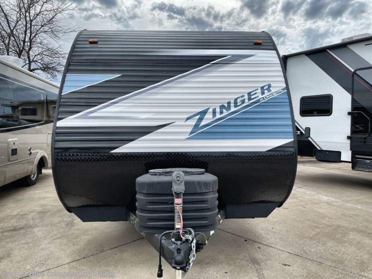 Email now about this 2025 CrossRoads Zinger Lite ZR211RD! New 2025 CrossRoads Zinger Lite ZR211RD available in Mesquite, Texas