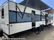New 2025 CrossRoads Zinger 390DB available in Mesquite, Texas