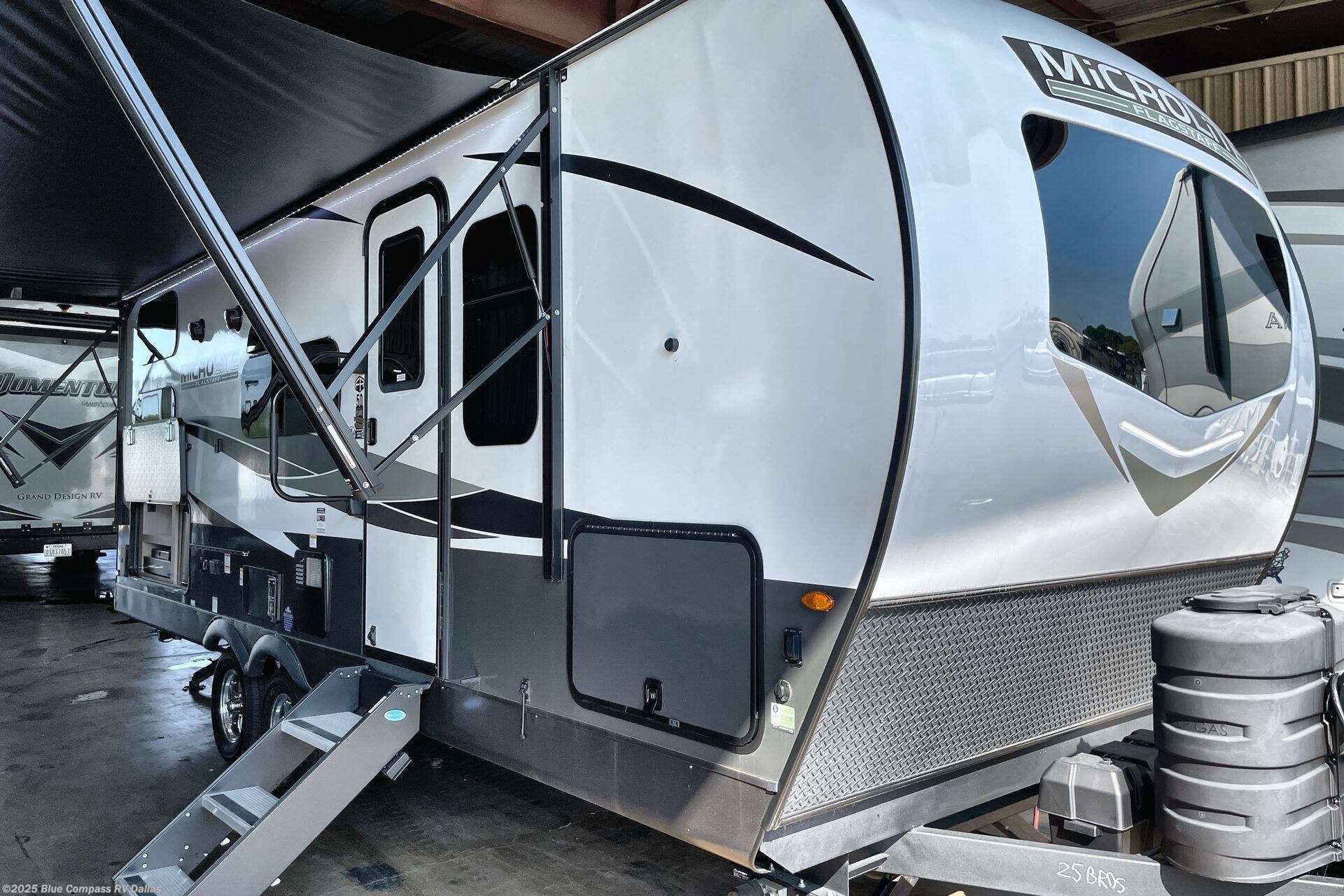 Email now about this 2025 Forest River Flagstaff Micro Lite 25BRDS! New 2025 Forest River Flagstaff Micro Lite 25BRDS available in Mesquite, Texas