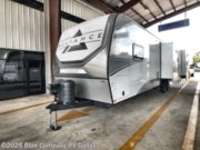 Contact us now about this 2026 Alliance RV Avenue 333BH! 2026 Avenue 333BH by Alliance RV from Blue Compass RV Dallas in Mesquite, Texas