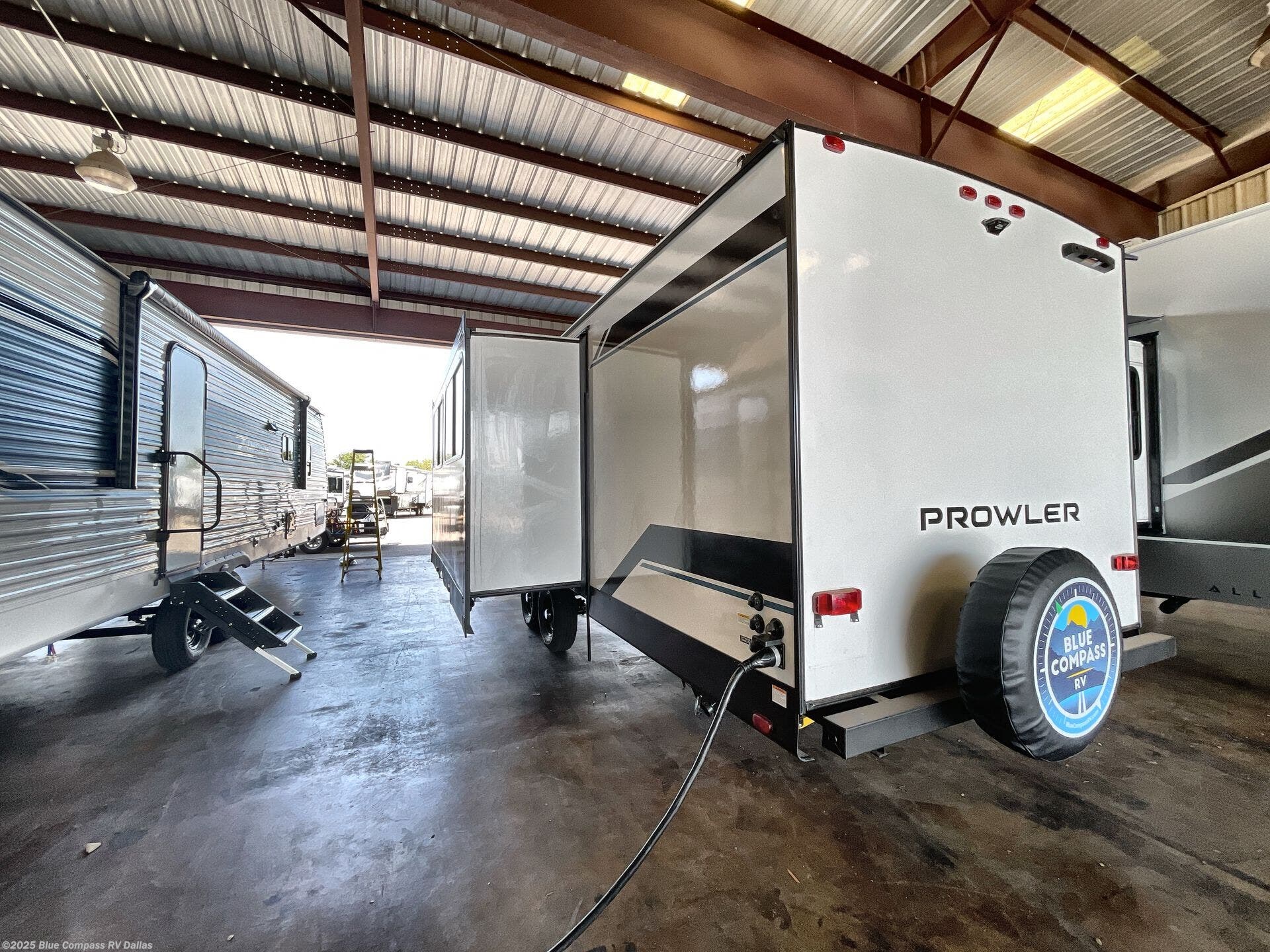 Contact us now about this 2025 Heartland Prowler 3211BH! 2025 Prowler 3211BH by Heartland from Blue Compass RV Dallas in Mesquite, Texas