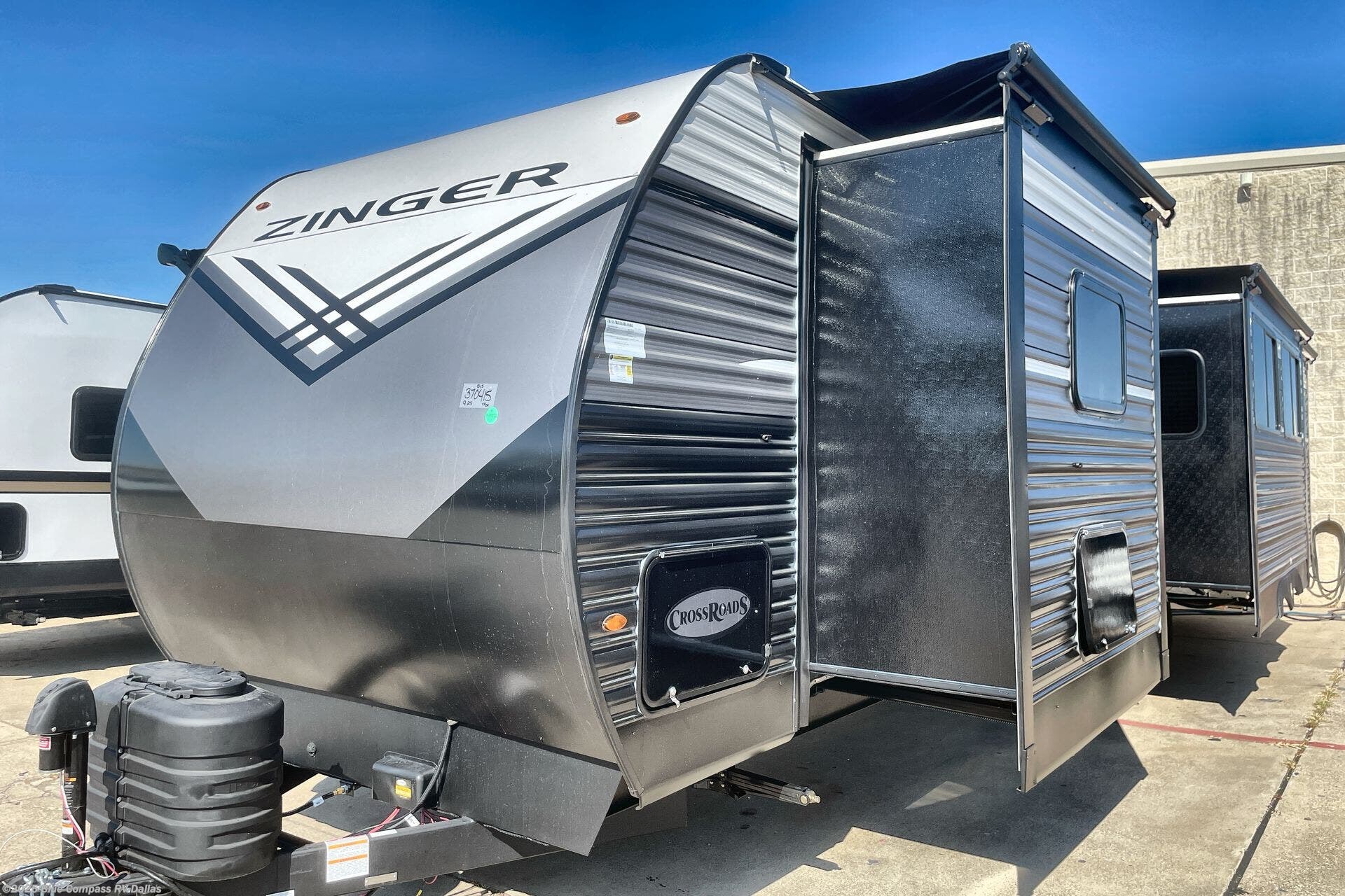 New 2026 CrossRoads Zinger ZR390DB available in Mesquite, Texas