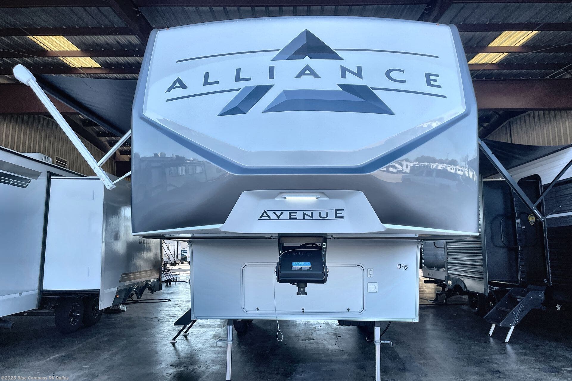 Contact us now about this 2026 Alliance RV Avenue All-Access 25RL! 2026 Avenue All-Access 25RL by Alliance RV from Blue Compass RV Dallas in Mesquite, Texas