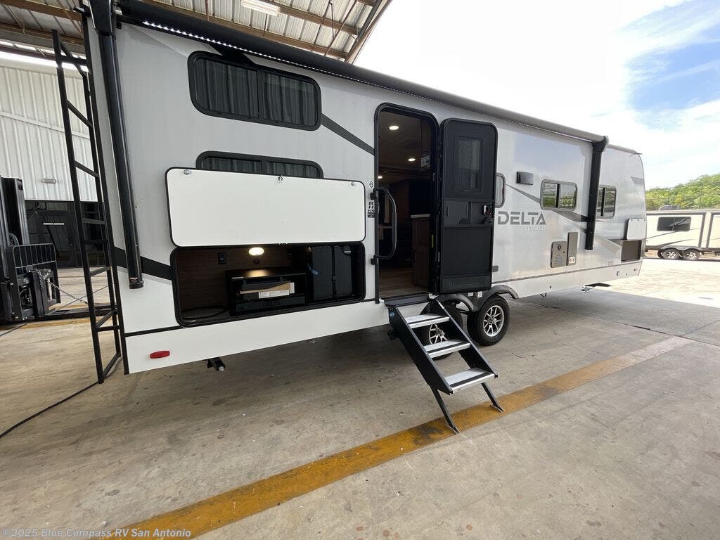 Contact us now about this 2025 Alliance RV Delta BH241! 2025 Delta BH241 by Alliance RV from Blue Compass RV San Antonio in San Antonio, Texas