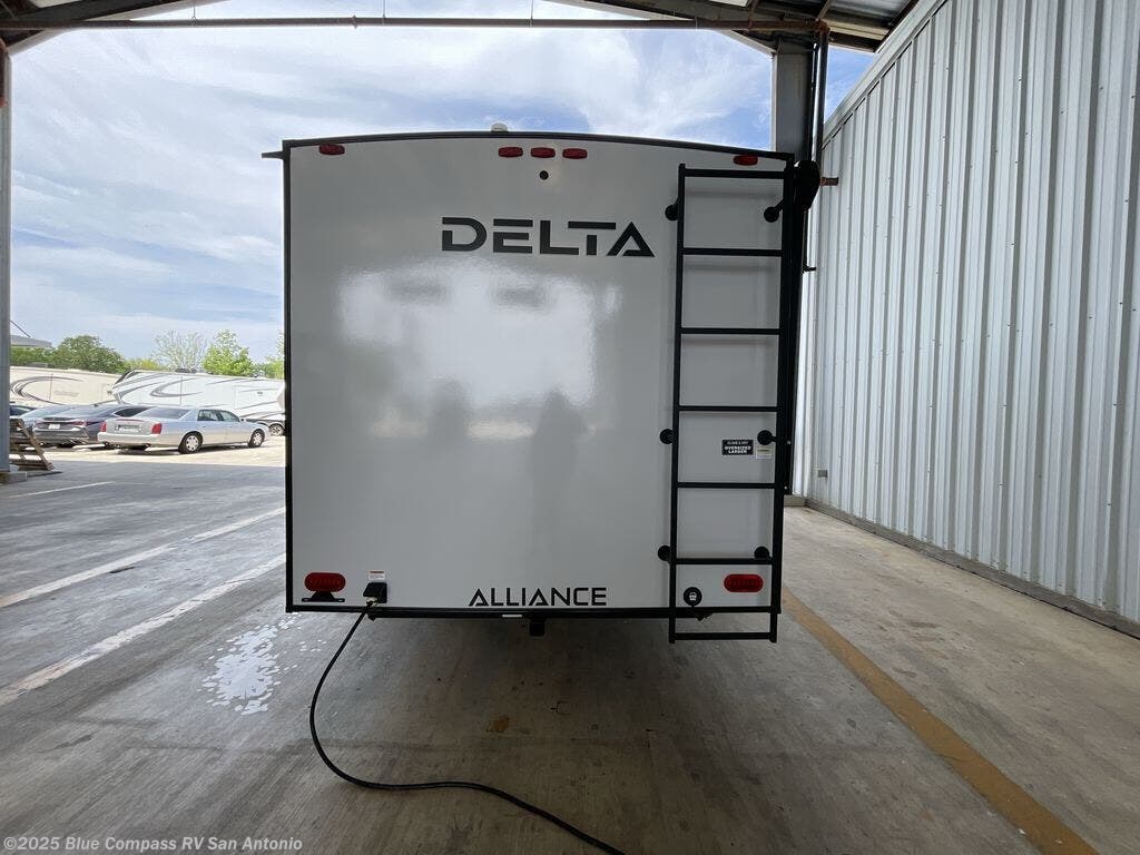 New 2025 Alliance RV Delta BH241 available in San Antonio, Texas