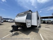 New 2025 CrossRoads Zinger 340BH available in San Antonio, Texas