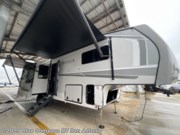 Contact us now about this 2025 Alliance RV Avenue 32RLS! 2025 Avenue 32RLS by Alliance RV from Blue Compass RV San Antonio in San Antonio, Texas
