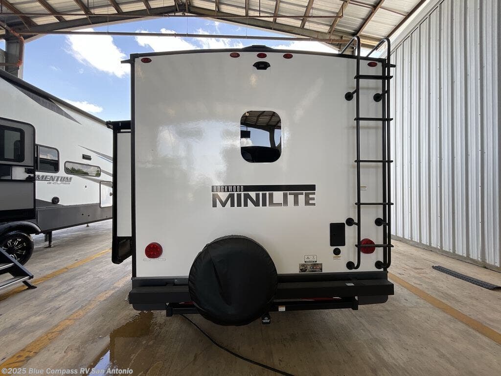 Contact us now about this 2025 Forest River Rockwood Mini Lite 2511S! 2025 Rockwood Mini Lite 2511S by Forest River from Blue Compass RV San Antonio in San Antonio, Texas