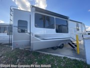 Contact us now about this 2025 Alliance RV Paradigm 340RL! 2025 Paradigm 340RL by Alliance RV from Blue Compass RV San Antonio in San Antonio, Texas