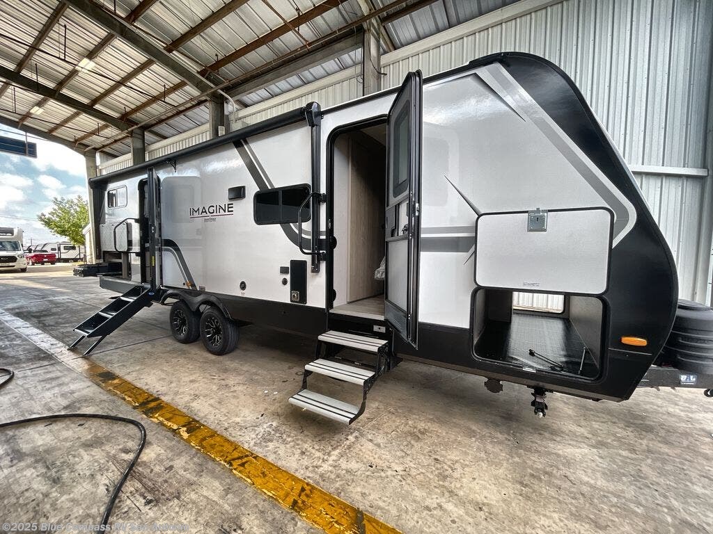 Email now about this 2026 Grand Design Imagine 2800BH! New 2026 Grand Design Imagine 2800BH available in San Antonio, Texas