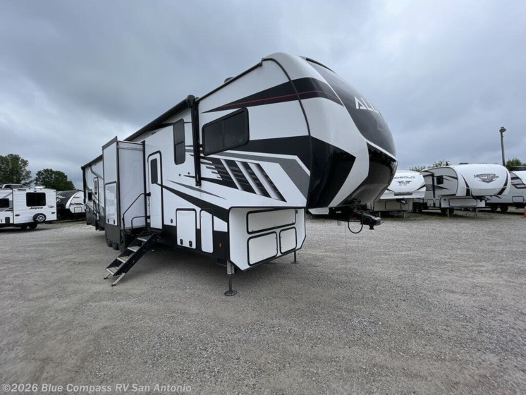 Email now about this 2022 Alliance RV Valor 40v13! Used 2022 Alliance RV Valor 40v13 available in San Antonio, Texas