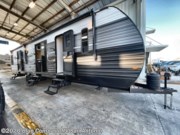 Call now about this 2026 CrossRoads Zinger 290DB! 2026 CrossRoads Zinger 290DB - New Travel Trailer For Sale by Blue Compass RV San Antonio in San Antonio, Texas