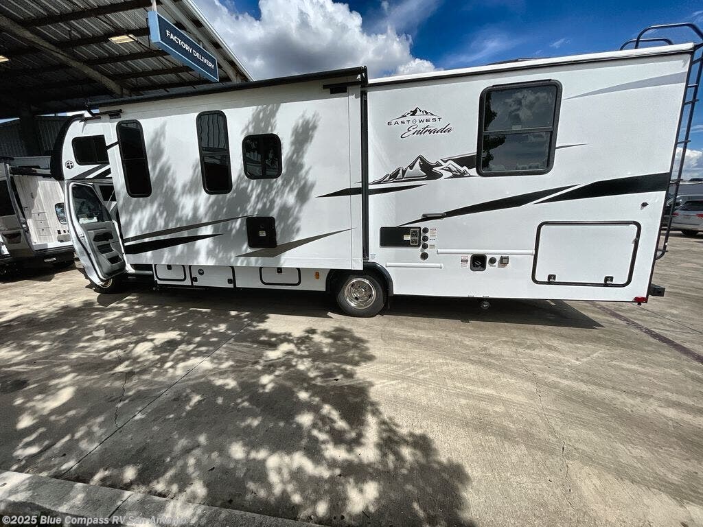 New 2026 East to West Entrada 2800S available in San Antonio, Texas