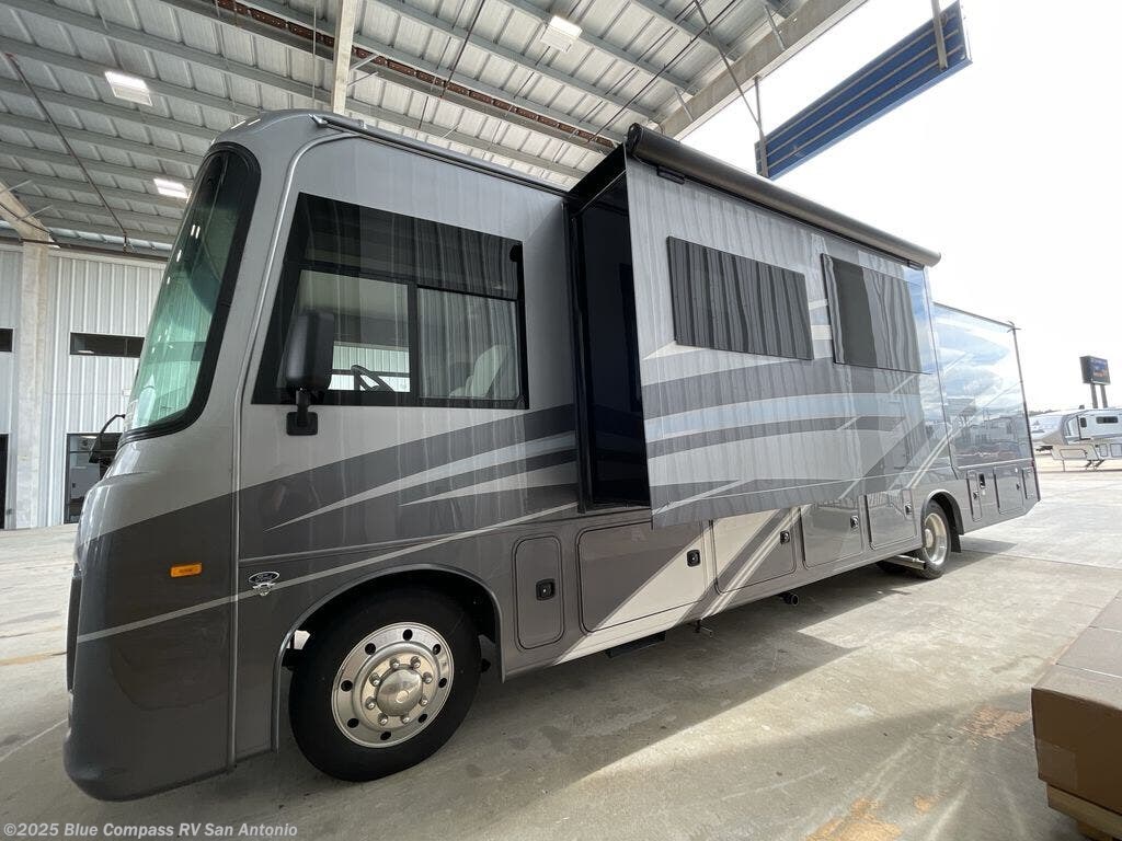 Contact us now about this 2025 Jayco Precept 34G! 2025 Precept 34G by Jayco from Blue Compass RV San Antonio in San Antonio, Texas