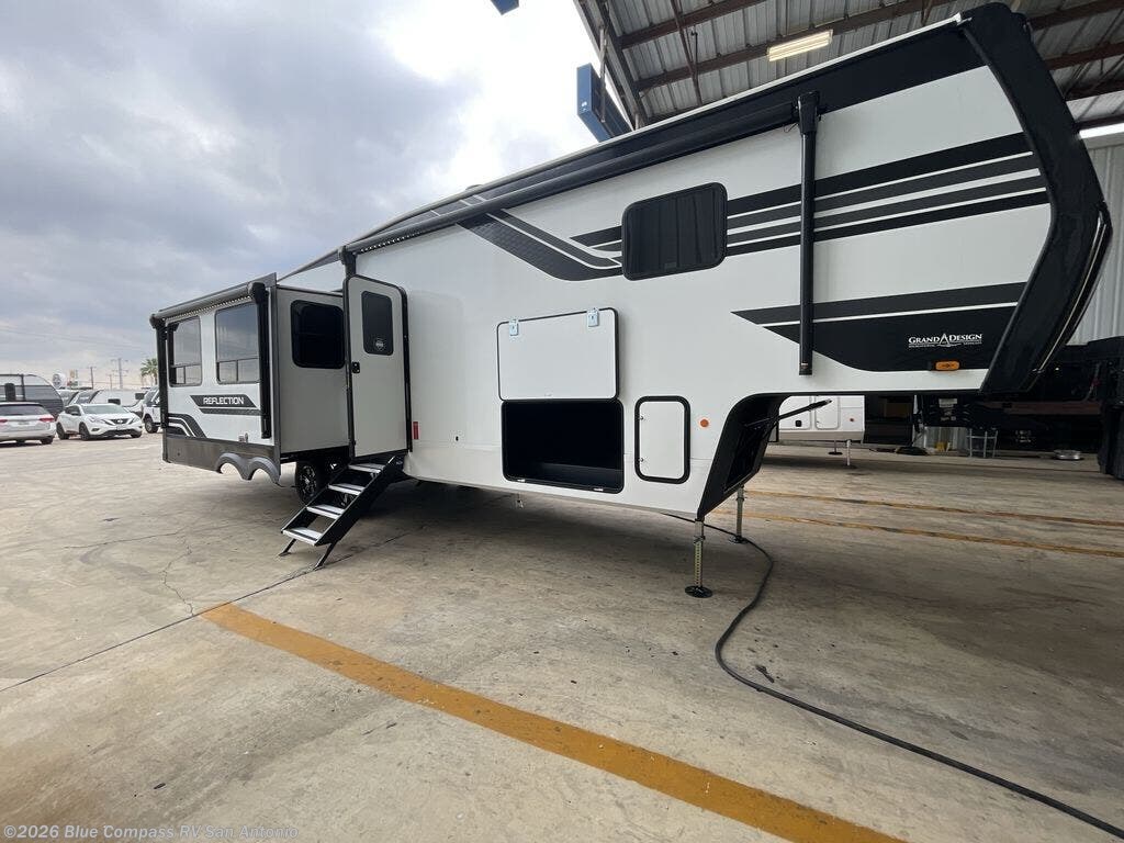 Call now about this 2026 Grand Design Reflection 337RLS! 2026 Grand Design Reflection 337RLS - New Fifth Wheel For Sale by Blue Compass RV San Antonio in San Antonio, Texas