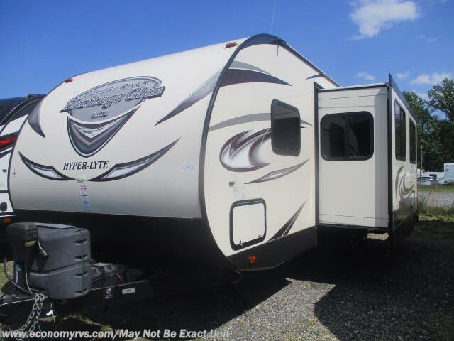 2016 Forest River Wildwood Heritage Glen Hyper-Lyte 29BH - Used Travel Trailer For Sale by Economy RVS, LLC in Mechanicsville, Maryland