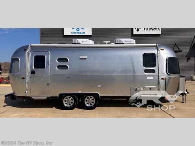 2024 Flying Cloud 25FB by Airstream from The RV Shop, Inc in Baton Rouge, Louisiana