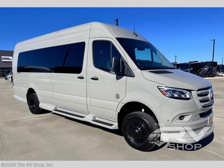 Email now about this 2025 OGV Luxury Coach V-Cruise 9DBA! New 2025 OGV Luxury Coach V-Cruise 9DBA available in Baton Rouge, Louisiana