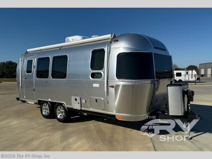 Email now about this 2025 Airstream Flying Cloud 23FB Twin! New 2025 Airstream Flying Cloud 23FB Twin available in Baton Rouge, Louisiana