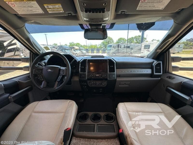 Used 2022 Thor Motor Coach Magnitude XG32 available in Baton Rouge, Louisiana