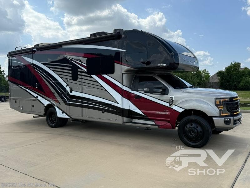 Email now about this 2022 Thor Motor Coach Magnitude XG32! Used 2022 Thor Motor Coach Magnitude XG32 available in Baton Rouge, Louisiana