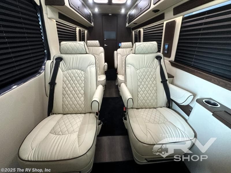 Used 2023 Midwest Daycruiser D6 available in Baton Rouge, Louisiana