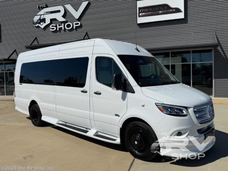 Email now about this 2026 Midwest G-55 and G-45 11 Passenger EXT! New 2026 Midwest G-55 and G-45 11 Passenger EXT available in Baton Rouge, Louisiana