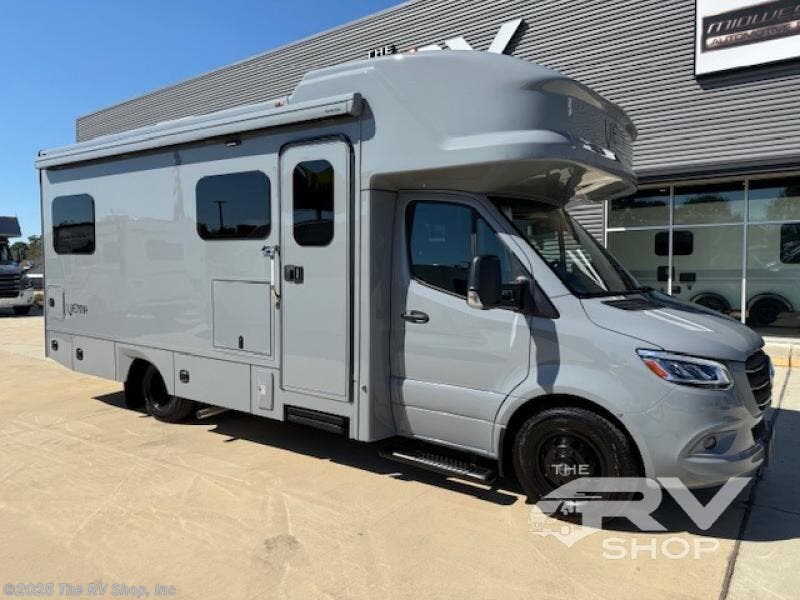 Email now about this 2026 Renegade Vienna 25TBC! New 2026 Renegade Vienna 25TBC available in Baton Rouge, Louisiana