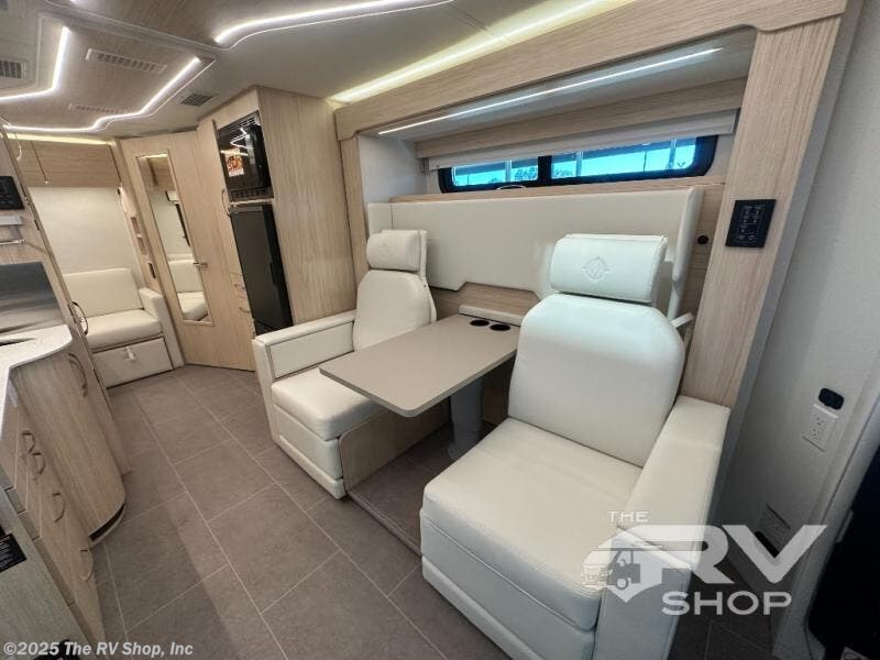 New 2026 Leisure Travel Unity U24FX available in Baton Rouge, Louisiana