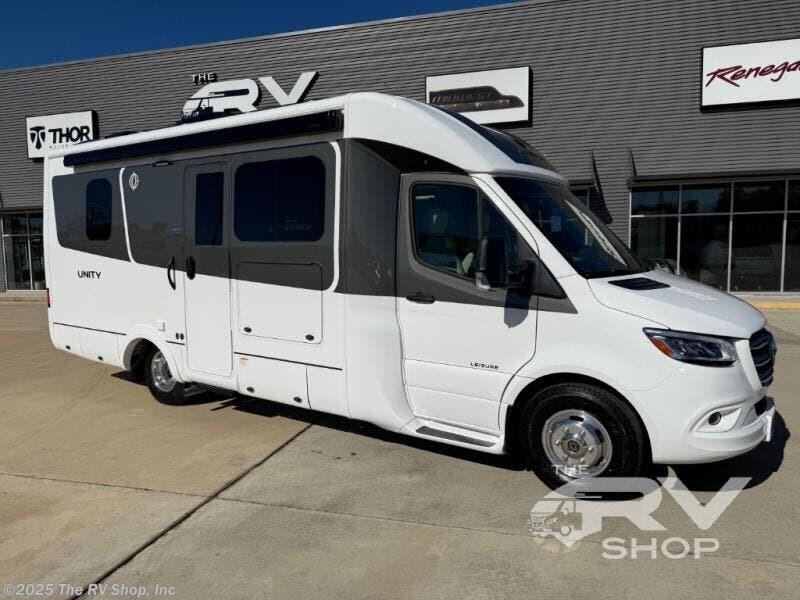 Email now about this 2026 Leisure Travel Unity U24MBL! New 2026 Leisure Travel Unity U24MBL available in Baton Rouge, Louisiana
