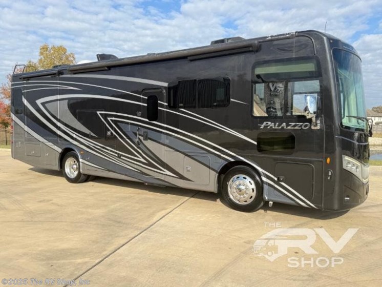Email now about this 2023 Thor Motor Coach Palazzo 33.5! Used 2023 Thor Motor Coach Palazzo 33.5 available in Baton Rouge, Louisiana