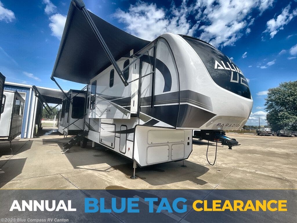 Email now about this 2024 Alliance RV Paradigm 382RK! Used 2024 Alliance RV Paradigm 382RK available in Wills Point, Texas