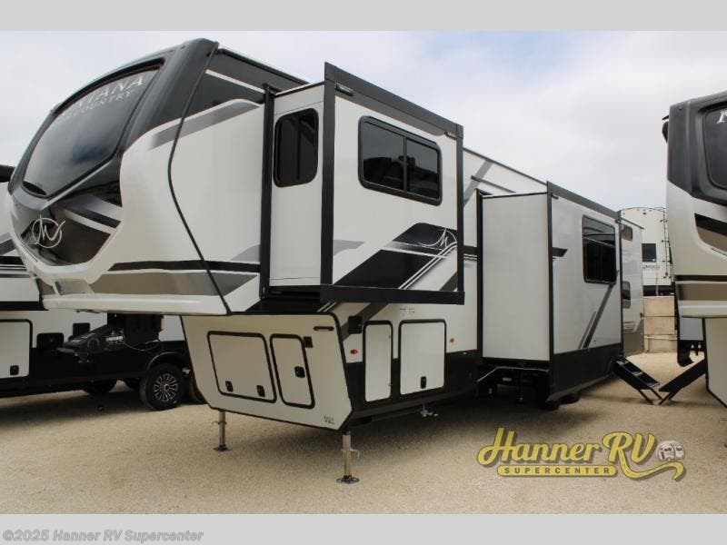 New 2025 Keystone Montana High Country 377FL available in Baird, Texas