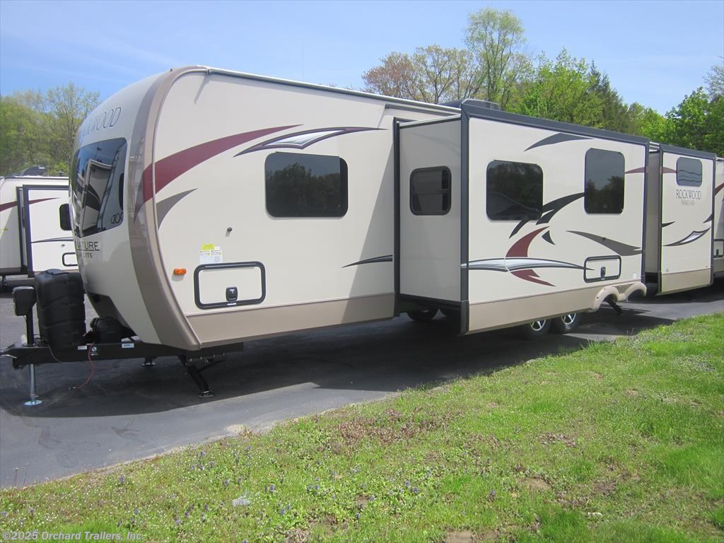 2017 Forest River Rockwood Signature Ultra Lite 8312SS 2017 Forest River Rockwood Signature Ultra Lite 8312SS