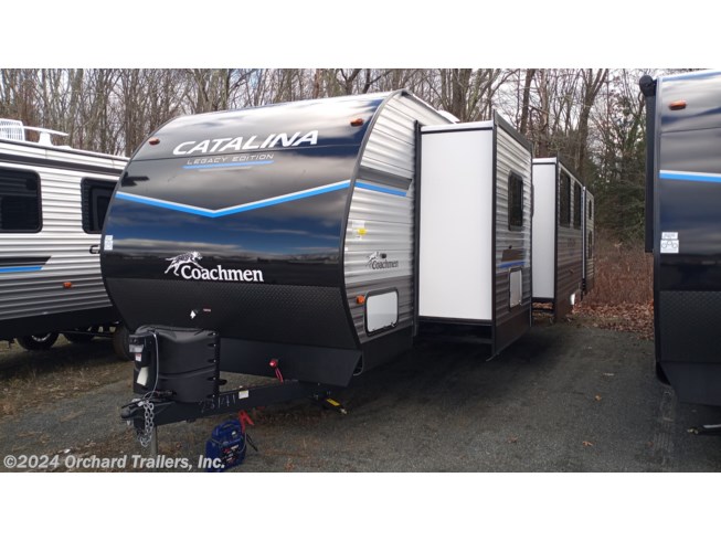 2023 Coachmen Catalina Legacy Edition 343BHTS - New Travel Trailer For Sale by Orchard Trailers, Inc. in Whately, Massachusetts