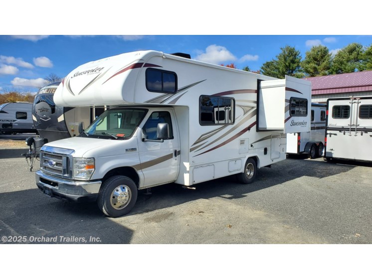 Email now about this 2017 Forest River Sunseeker LE 2250SLE! Used 2017 Forest River Sunseeker LE 2250SLE available in Whately, Massachusetts