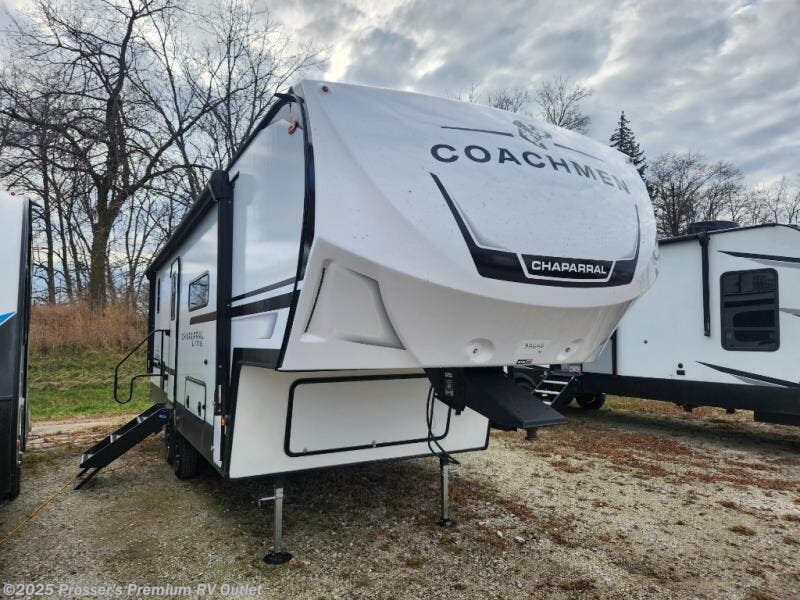 New 2026 Coachmen Chaparral Lite 218SE available in Sturtevant, Wisconsin