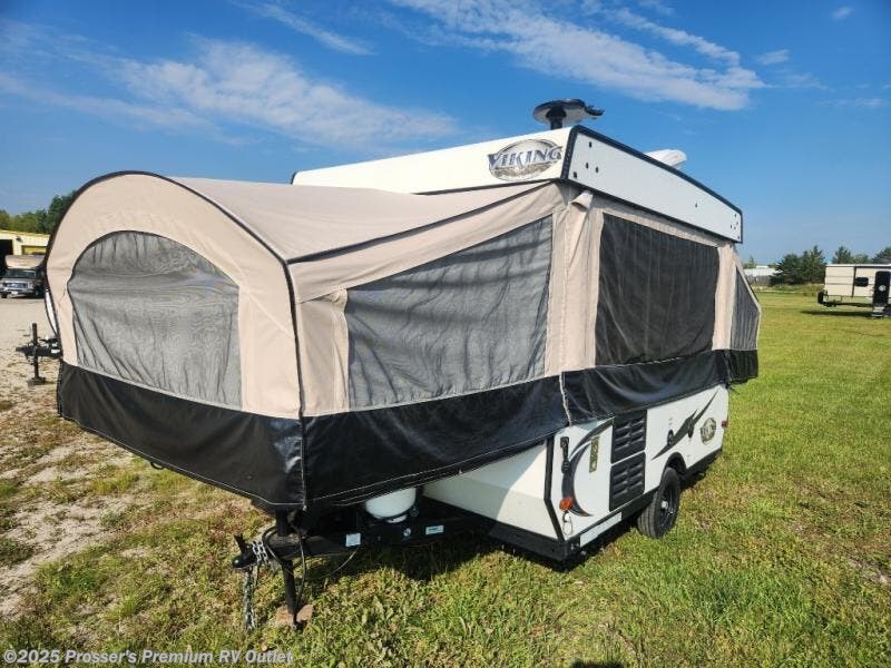 Used 2018 Viking LS Series 2107LS available in Sturtevant, Wisconsin