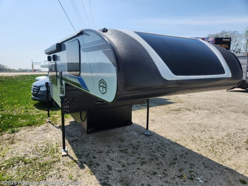 New 2025 Palomino Real-Lite HS-1803 available in Sturtevant, Wisconsin