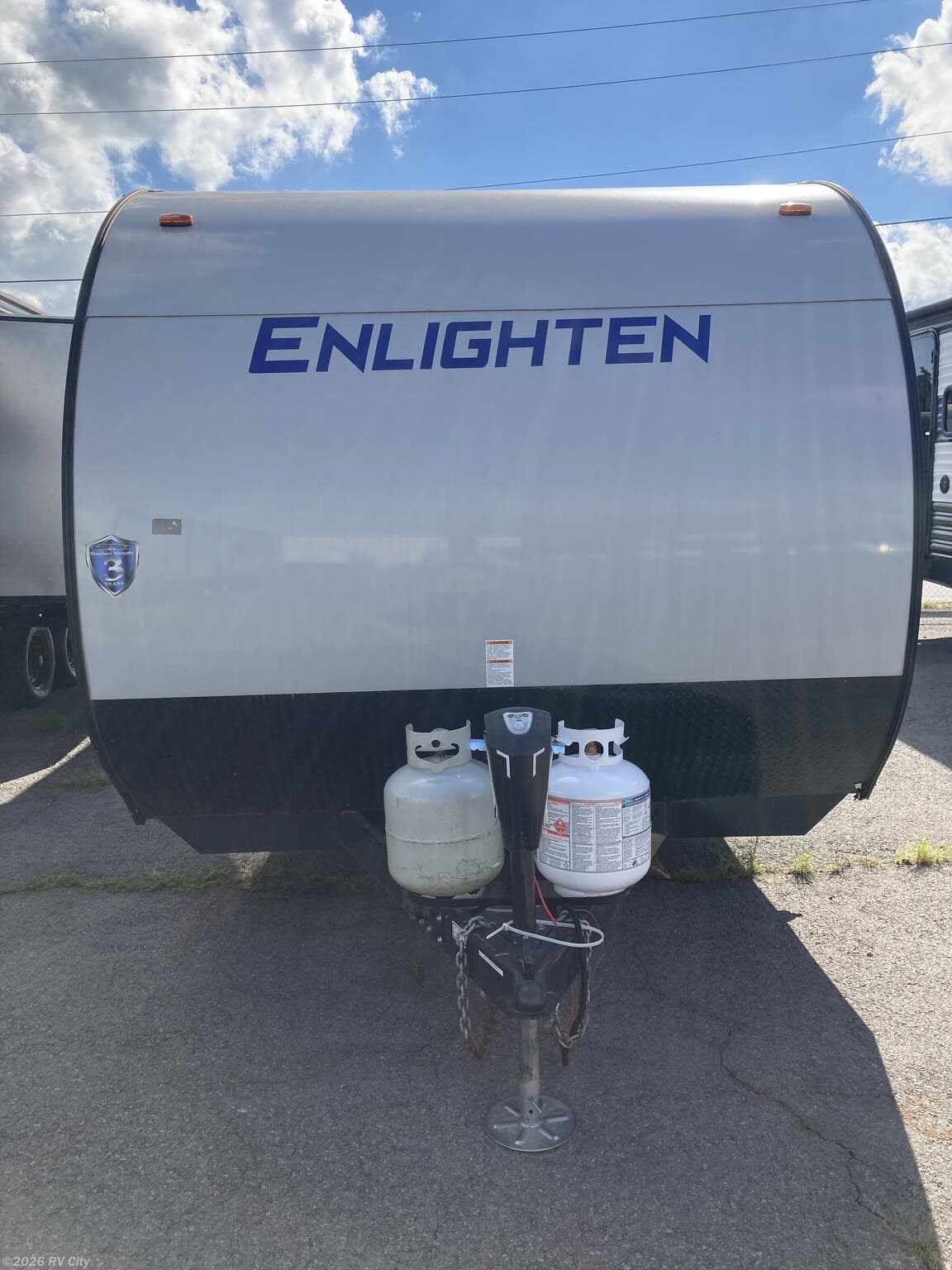 Contact us now about this 2021 Gulf Stream Enlighten 25BH ! 2021 Enlighten 25BH by Gulf Stream from RV City in Benton, Arkansas