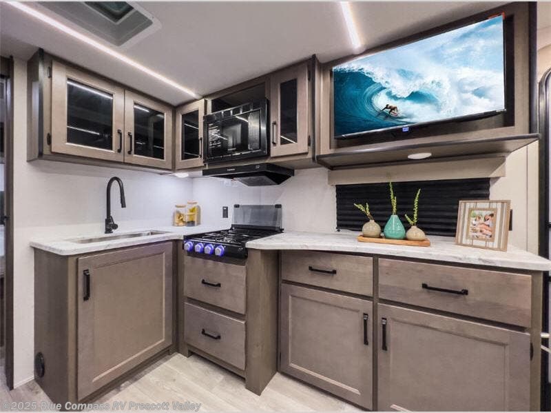 New 2025 Grand Design Transcend Xplor 221RB available in Prescott Valley, Arizona
