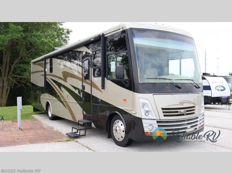 Email now about this 2009 Newmar Grand Star 3754! Used 2009 Newmar Grand Star 3754 available in Springfield, Missouri