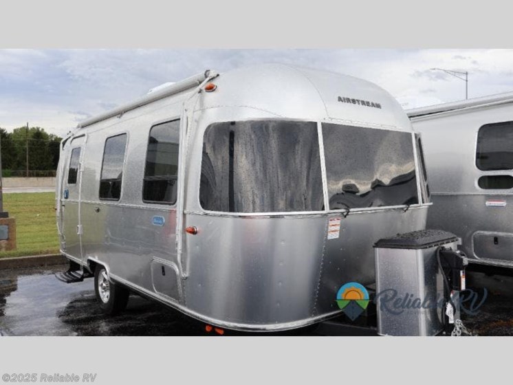 Email now about this 2026 Airstream Bambi 22FB! New 2026 Airstream Bambi 22FB available in Springfield, Missouri