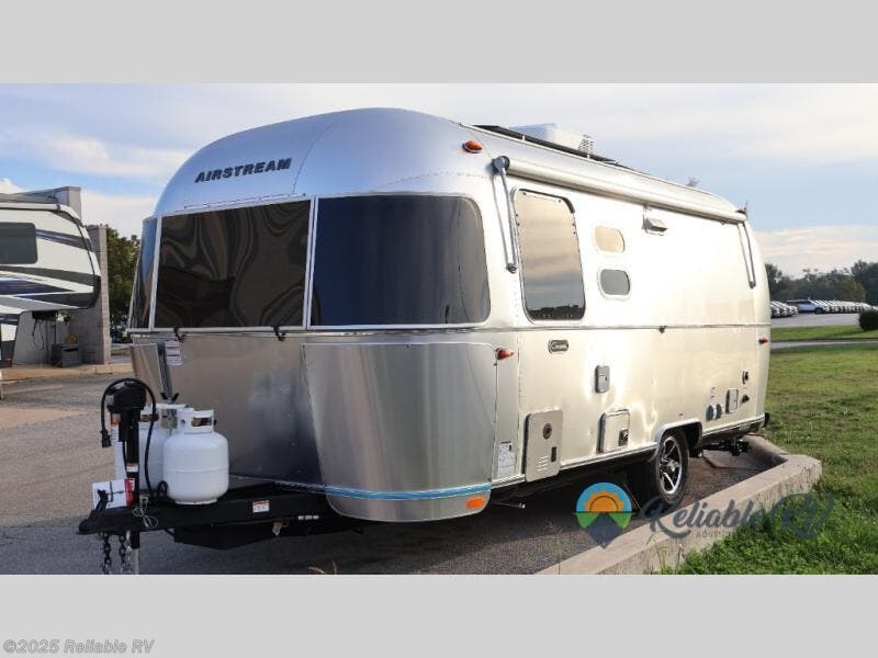 New 2026 Airstream Caravel 22FB available in Springfield, Missouri