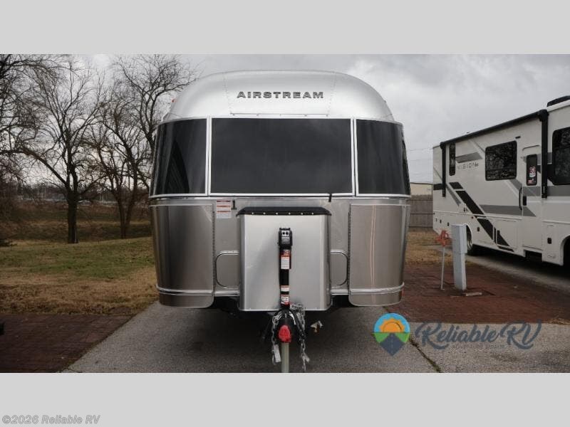 Contact us now about this 2026 Airstream Flying Cloud 23FB Twin! 2026 Flying Cloud 23FB Twin by Airstream from Reliable RV in Springfield, Missouri